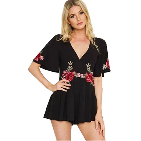 Sexy Red Rose Flower Appliques Embroidery Jumpsuit New Woman V Neck Short Sleeve Short Pants