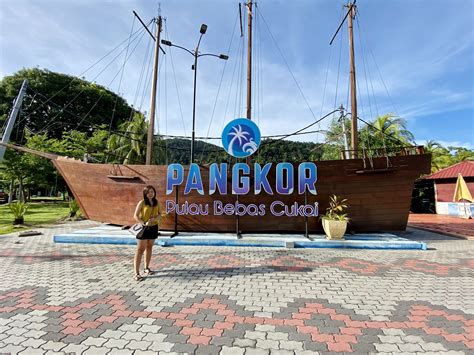 Pulau pangkor) is a resort island in manjung district, perak, malaysia. See The Gem of The Straits On Two Wheels - 2D1N Pulau ...