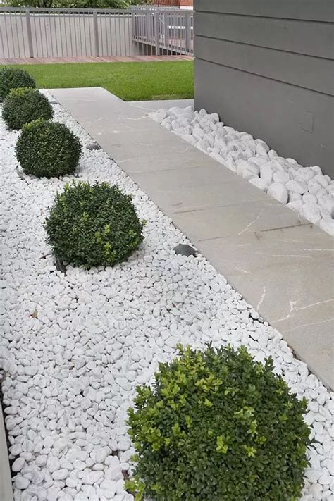 30 Awesome Front Yard White Rock Landscaping Ideas Decor Home Ideas