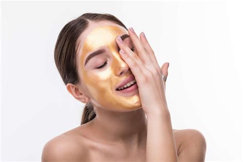 Top 8 Gold Facial Benefits For Face Bodycraft