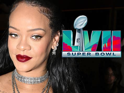 Download Rihanna To Headline Super Bowl Halftime Show By