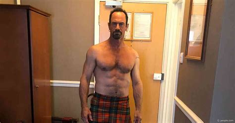 Christopher Meloni Shows Off His Crazy Six Pack Abs While Posing In