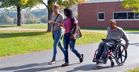 Helping Students With Disabilities Make A Smooth Transition To College
