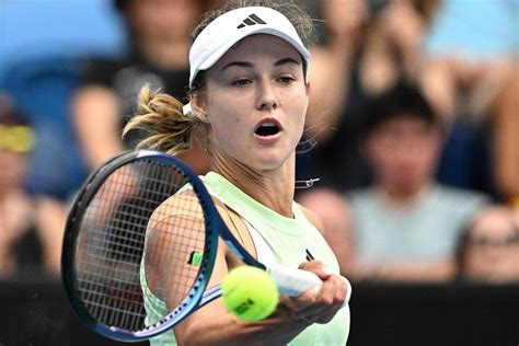 Anna Kalinskaya Ousts Sloane Stephens In Australian Open New Straits