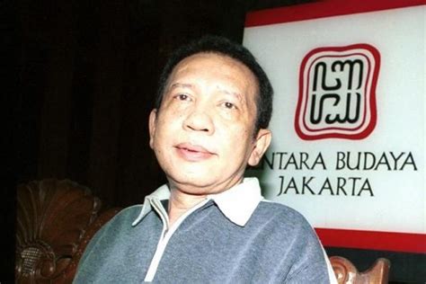 Lirik lagu angin rindu yang juga dikenal sebagai lagu oh angin yang dinyanyikan oleh ulfa tyan aksa. Lirik dan Chord Lagu Oh Angin - Rinto Harahap
