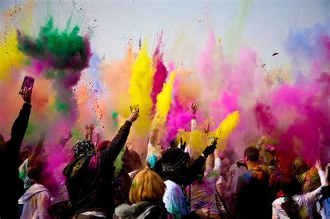 What Is Holi And Why Do People Throw Colored Powder To Celebrate Hellogiggles