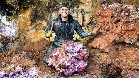 Found Rare 50000 Amethyst Crystal While Digging At A Private Mine