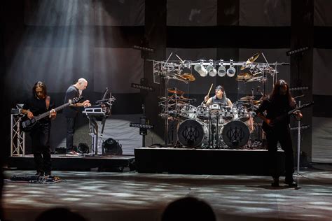 Dream Theater Brings Its Outstanding Images Words And Beyond Tour To The