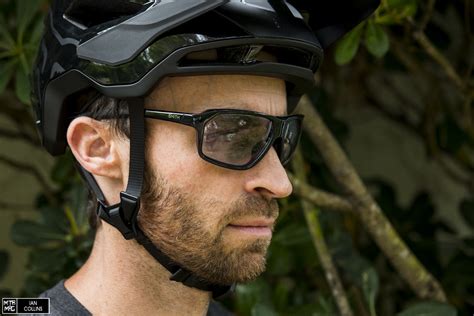 [tested] Smith Pathway Photochromic Glasses Mtb Mag