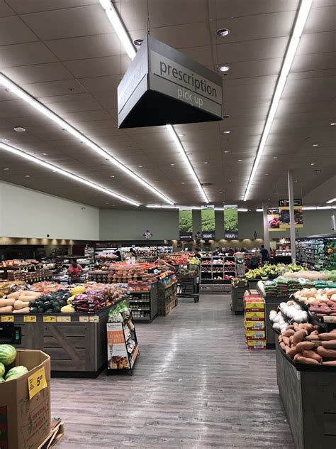 Safeway 7th Street and McDowell Road Remodel - Retail Watchers