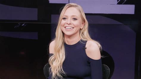 Mr Robots Portia Doubleday Comes Clean About Her Guilty Pleasure—and
