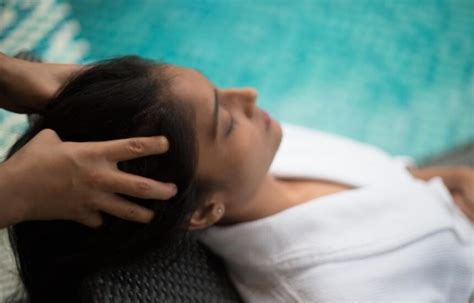 The Stress Connection How Massage Unburdens The Mind And Body Tattvaspa