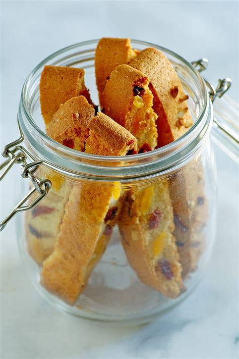 I have been making biscotti for over 15 years but always with flour. Cranberry Apricot Biscotti : Apricot and cranberry ...