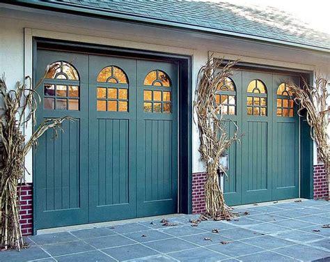 How To Choose A Garage Door Garage Door Design Garage Door Colors
