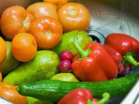 Tips Hilangkan Pestisida Dari Buah Sayuran Naseh Apa Aja