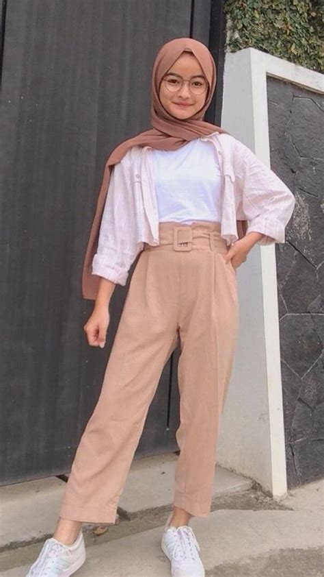 Pin Oleh Ambar Di Outfit Reference Gaya Model Pakaian Model Pakaian My Xxx Hot Girl