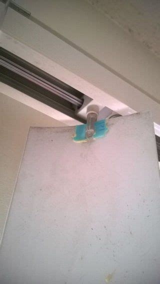 Fix Broken Vertical Blinds With Bread Clips ...