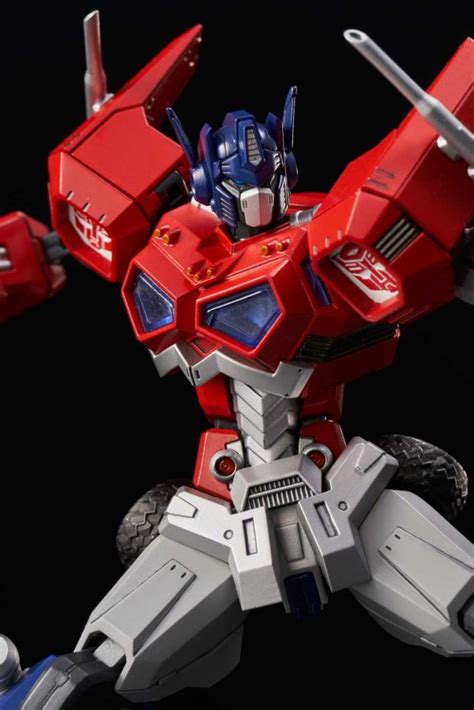 Flame Toys Optimus Prime Attack Mode Transformers Furai Model Kit