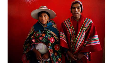 Women in la paz wear longer skirts with more layers because it is usually very cold in the capital. Bolivian Dress | VisitBolivia.net