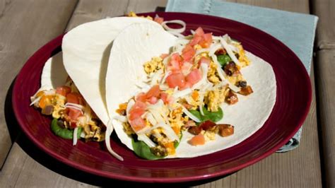 chorizo scrambled egg breakfast taco recipe