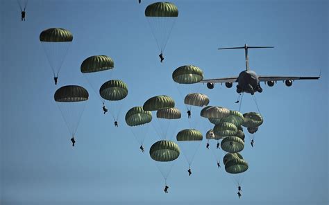 Free Download Qo739 Airborne Wallpapers Airborne Photos In High