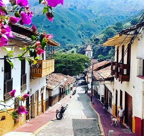 Tripadvisor has 237,610 reviews of antioquia department hotels, attractions, and restaurants making it your best antioquia department resource. Bolívar Antioquia. Colombia | Lugares hermosos, Colombia ...