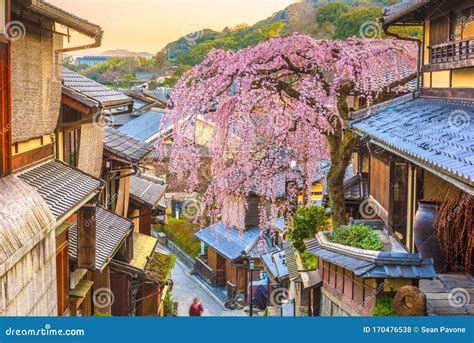 Kyoto Japan Old Town In Spring Stock Photo Image Of Japanese Asia