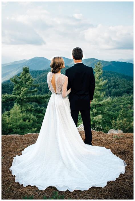 Bride And Groom At Old Edwards Inn In Highlands Nc Wedding Dress By Naeem Khan Image By