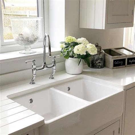 With a spacious design, the dax double bowl kitchen sink will allow you to wash, rinse, or clean your utensils or foods easily. Shaws Double Bowl 1000 Sink - Luxe by Design