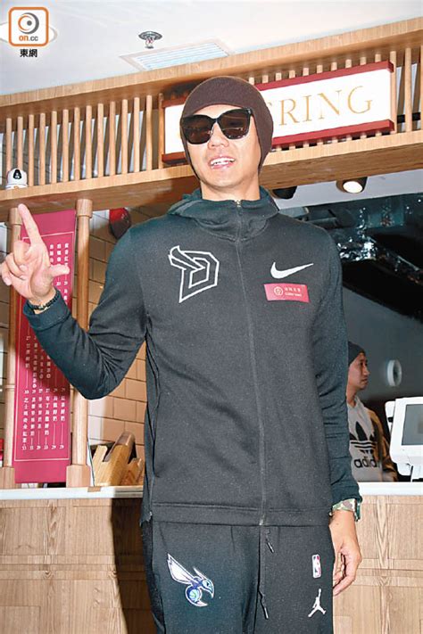 Jun 10, 2021 · 陳建煒為台灣大學醫學院教授、台大醫院臨床試驗中心主任及台灣大學健康資料研究中心主任。其取得美國哈佛大學流行病學碩、博士，曾擔任台灣大學醫學研究部主任、日本獨立行政法人醫藥品醫療機器綜合機構(pmda)顧問及美國unitedhealthgroup optum分公司首席科學家。 陳建州孖仔 多車過城城 - 東方日報