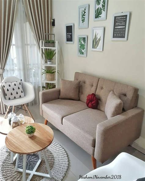 Ruang Tamu Kecil Sederhana Minimalis Dengan Single Sofa Deko Ruang