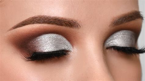 Cut Crease Silver Glitter Elegant Makeup Tutorial Saubhaya Makeup