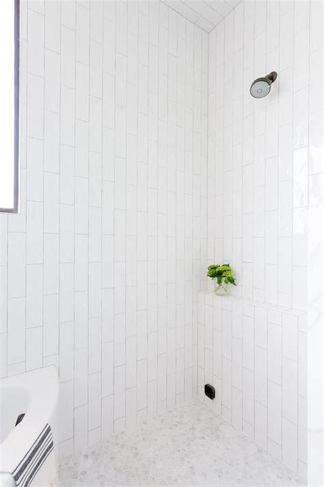 20 Subway Tiles Vertical Bathroom