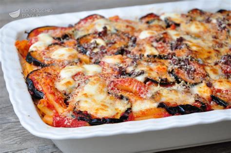 Le polpette al forno, con il loro sapore ricco e deciso, piaceranno davvero a tutti. Ricetta - Pasta con melanzane al forno - Le ricette dello ...