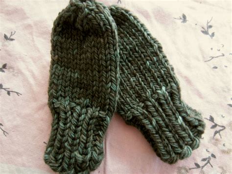 Chunky Baby Mittens With No Thumb Free Knitting Pattern