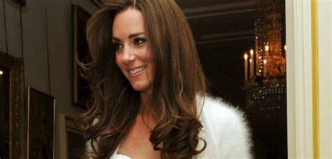 Kate Middleton S Rarely Seen Second Wedding Dress Is Having A Moment On Tiktok Big World Tale