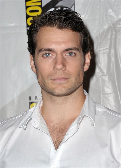 Hollywood Celebrities Henry Cavill Biography Pictures And Wallpapers