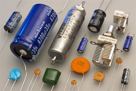 Types Of Capacitors And Their Applications