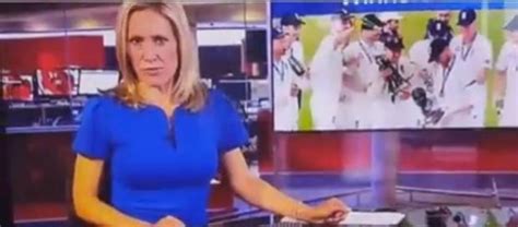 Bbc Accidentally Airs Anna Paquins Naked Breasts During News Broadcast