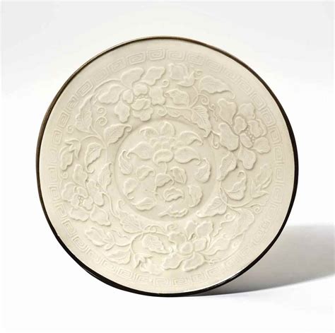 A Rare Molded Ding Dish Northern Song Jin Dynasty Th Century