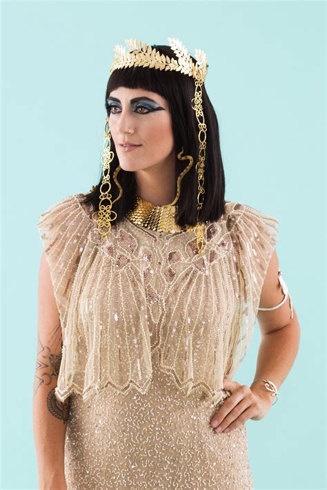This Jaw Droppping Cleopatra Diy Is For You Costume Queen Cleopatra
