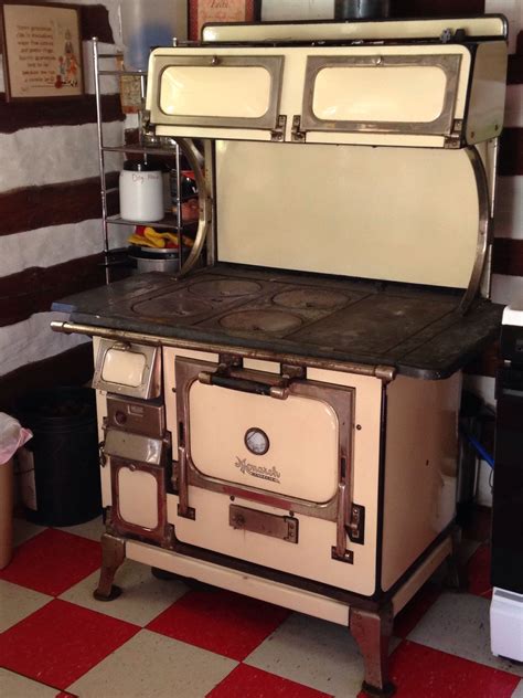 The Old Wood Cook Stove From Our Cabin Antique Kitchen Stoves