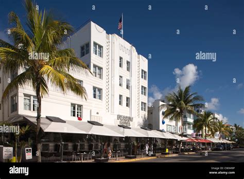 Outdoor Cafes Beacon Hotel Ocean Drive South Beach Miami Beach Florida