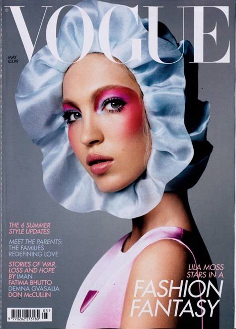 Vogue Magazine Subscription Buy At Newsstand Co Uk Glossy Fashion