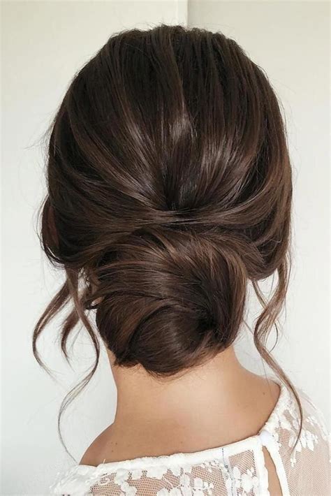 The Easy Low Bun Wedding Hair Trend This Years The Ultimate Guide To
