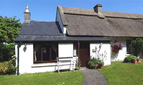 Honeymoon Cottage • Luxury Honeymoon Cottage in Ireland