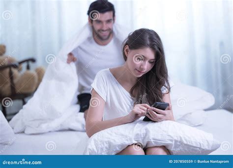 Funny Married Couple Lying In Bed And Hiding Under White Blanket Stock Image Image Of Joyful