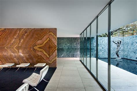 Ludwig mies van der rohe's international style was the impetus for the midcentury modernism we know today. Barcelona Pavilion (With images) | Barcelona pavilion ...