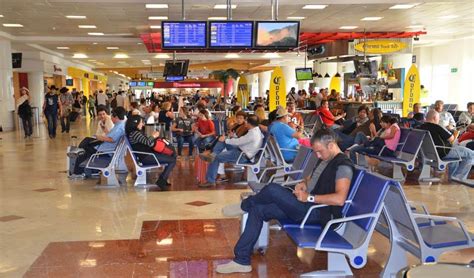 Flight arrival information for senai international airport (jhb) located in johor bahru (johor baharu), johor, malaysia. Arrivals and Departures at Cancun Airport