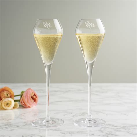 Mr And Mrs Tulip Champagne Flute Set Becky Broome Becky Broome